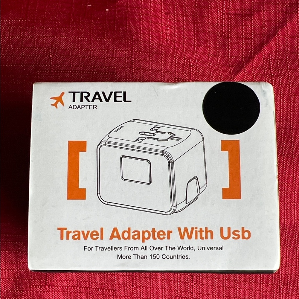 Ravel Universal Travel Adapter - Black and Orange